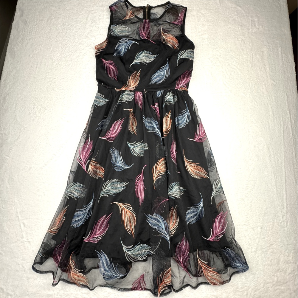 Calvin Klein fit & flare dress. Feather embroidery. Size 2.